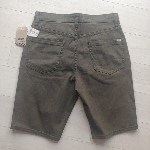 VANS NEW Walter 7 K K Twill Shorts Ranger Green - Picture 5 of 8
